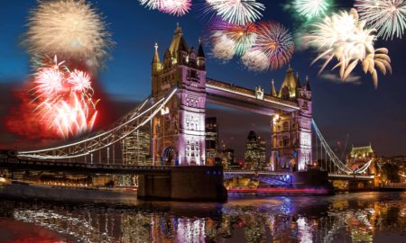 Feu d'artifice à Londres en Angleterre